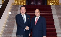 Vietnam intercambia experiencias de desarrollo con Corea del Norte  
