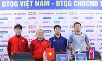 Selección de fútbol de Vietnam compite con Corea del Norte en encuentro amistoso