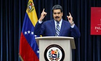 Presidente de Venezuela atribuye a militares desertores la autoría de la intentona golpista  