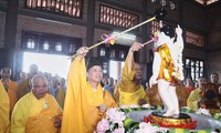 Comunidad vietnamita en la República Checa conmemora Día de Vesak 2019