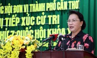 Líder del Legislativo actualiza al electorado de Can Tho sobre temas primordiales abordados