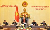 Parlamento vietnamita inicia 42 reunión del Comité Permanente  