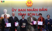 Embajadores de países nórdicos de Europa visitan localidad norteña de Vietnam