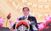 El jefe de Gobierno ensalza el “profundo amor” del presidente Ho Chi Minh hacia Ha Tinh