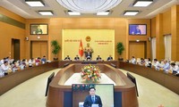 Ministros comparecen ante el Comité Permanente de la Asamblea Nacional