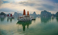 Bahía de Ha Long entre los 10 destinos más bellos del mundo en 2022