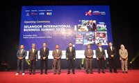 Empresas vietnamitas participan en Cumbre Empresarial Internacional Selangor 2022