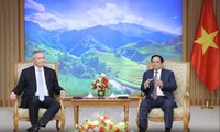 Secretario general de la OCDE recibido por el primer ministro de Vietnam