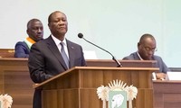 Presidente de Costa de Marfil enfatiza logros de Vietnam