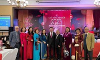 Vietnamitas en el extranjero celebran el Año Nuevo Lunar del Gato 2023
