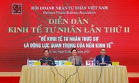 Vietnam eleva la importancia del sector privado para el desarrollo nacional