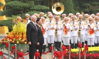 Mensaje sobre el desarrollo dinámico y la profunda integración de Vietnam al mundo
