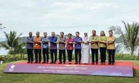 Vietnam mantiene aportes responsables al desarrollo de la ASEAN como epicentro del crecimiento