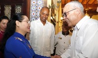 Ciudad Ho Chi Minh y La Habana estrechan amistad y cooperación