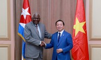 Líderes cubanos se reúnen con el Viceprimer ministro de Vietnam