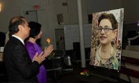 Residentes vietnamitas en Estados Unidos rinden homenaje póstumo a la activista Merle Ratner