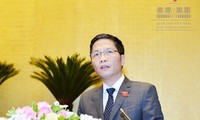 Diputados vietnamitas discuten la reforma de la Ley de Competitividad 