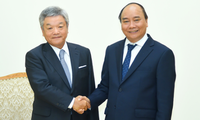 El primer ministro vietnamita recibe al presidente de la corporación japonesa de Nikkei 