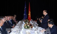 Primer ministro de Vietnam se reúne con las mayores entidades australianas 
