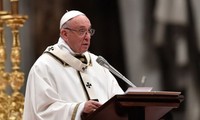 Papa Francisco urge devolver paz a Siria 
