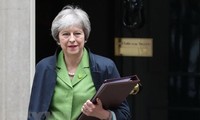 Theresa May promete 20 mil millones de libras esterlinas extras para el cuidado de la salud 