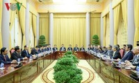 Presidente vietnamita trabaja con líderes de Comité Económico Japón-Vietnam