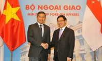 Vietnam y Singapur fortalecen relaciones 