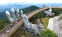 El Puente Dorado, una nueva obra maestra en la colina de Ba Na 