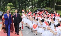 Medios de comunicación indonesios destacan la visita del presidente Joko Widodo a Vietnam