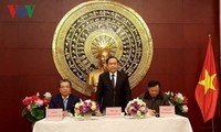 Líder del Frente de la Patria de Vietnam visita China