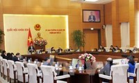 Comité Permanente del Parlamento de Vietnam analiza leyes importantes 