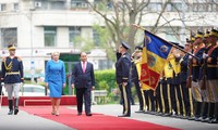 Ceremonia de bienvenida al premier vietnamita en Bucarest 