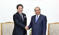 Premier de Vietnam recibe a gobernador de JBIC