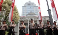 Indonesia: 32 mil agentes de seguridad desplegadas para proteger juicio de supuesto fraude electoral 