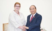 Primer ministro de Vietnam recibe a la canciller australiana