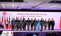 Jefes diplomáticos de Asean y China reunidos en Bangkok