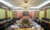 Efectúan II Diálogo de Política de Defensa Vietnam-Reino Unido