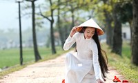 Canciones que honran la belleza de las mujeres vietnamitas