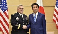 Japón y Estados Unidos rechazan acciones chinas en aguas regionales 