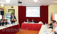 Promueven cooperación en comercio e inversión entre Vietnam y la República Checa