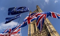 Relaciones entre Bruselas y Londres han mejorado, según alto funcionario de la UE