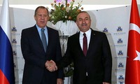 Rusia y Turquía apoyan un alto el fuego inmediato en Libia