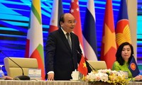 Expertos regionales valoran el papel trascendental de Vietnam en la Asean