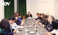 El primer ministro Pham Minh Chinh sostiene encuentro con embajadores vietnamitas en países europeos 