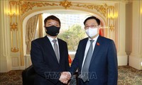 Presidente de la Asamblea Nacional se reúne con el ex asesor político del presidente surcoreano