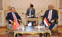Vicepresidente del Parlamento de Vietnam visita Egipto