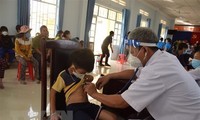El gobierno del Reino Unido y UNICEF proporcionan equipos médicos a Vietnam