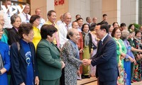 Titular del Parlamento se reúne con ex prisioneros de guerra en Ciudad Ho Chi Minh