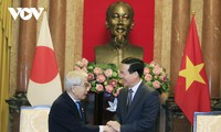 Presidente de Vietnam recibe al titular del Senado japonés