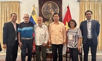 Encuentro en honor a guerrilleros venezolanos participantes en Operación Nguyen Van Troi